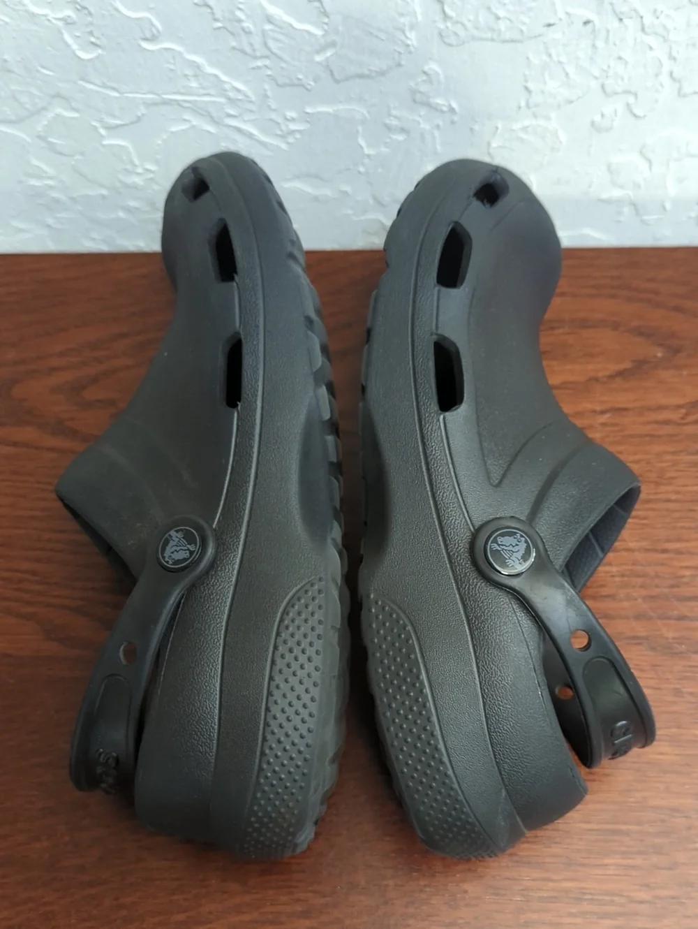 CROCS Men's Black Specialist Work Clog M 7 / W 9